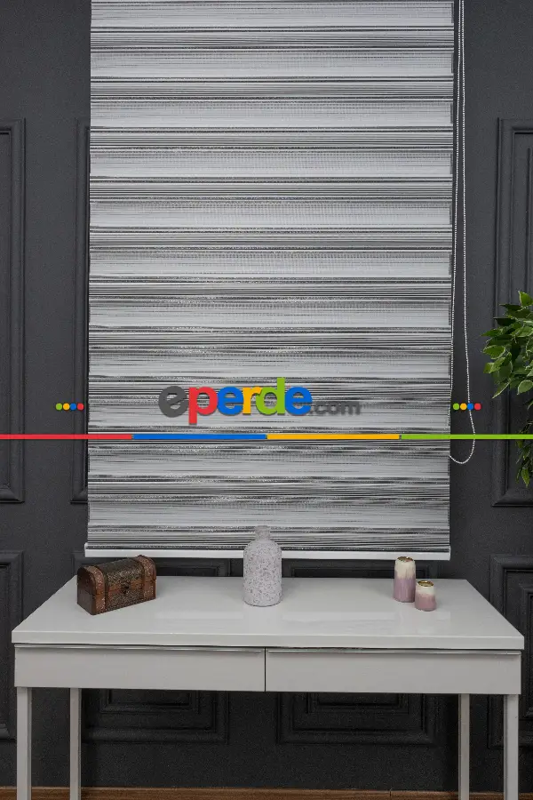 Zebra Perde - Yarım Pilise - Gümüş Simli Renk Geçişli Zebra Perde