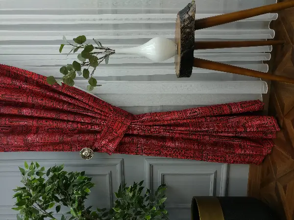 Kırmızı Geometrik Desenli Fon Perde Evm708 Kumaşı Kalındır Duck Bezi Değildir- Kırmızı Koyu