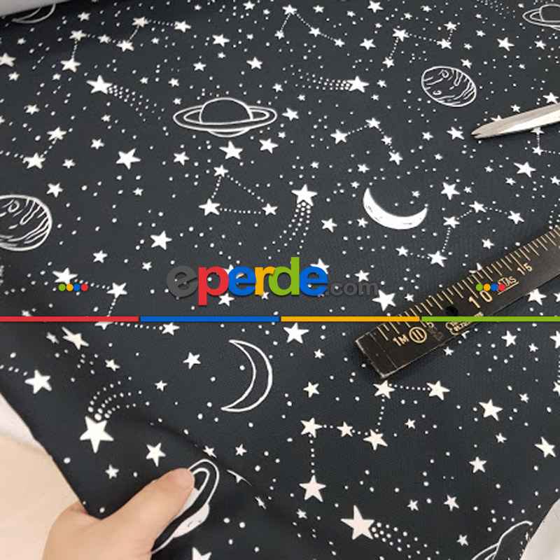 Uzay Gezegen Desenli Fon Perde Evm667 Kumaşı Kalındır Duck Bezi Değildir- Siyah-Beyaz