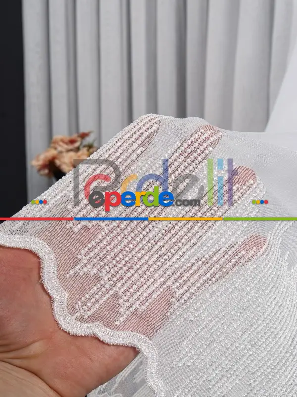 Etek Ucu Nakış İşlemeli Tül Perde