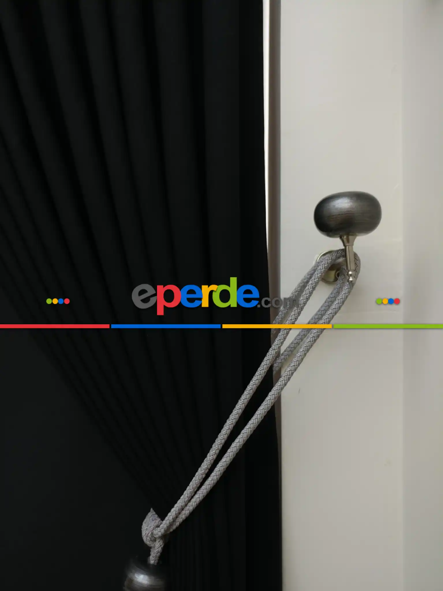 Siyah Düz Renk Dökümlü Fon Perde (150)- Siyah