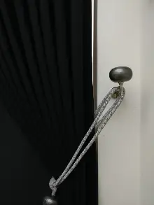 Siyah Düz Renk Dökümlü Fon Perde (150)- Siyah