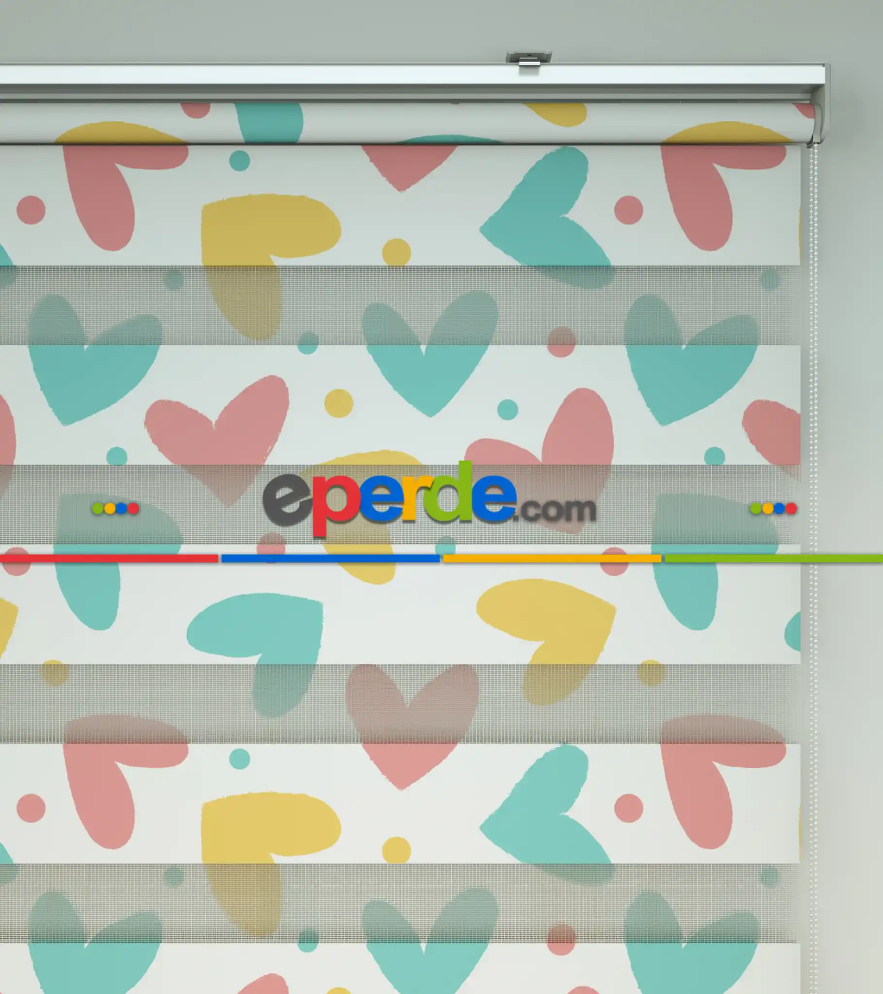 Renkli Kalp Desenli Baskılı Zebra Perde- Çok Renkli