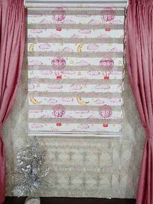 Çocuk Odası - 1. Kalite Bulut Desenli Zebra Perde- Pembe