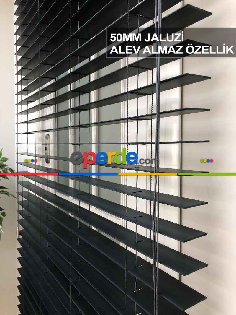 Mutfak Ahşap Jaluzi Perde- Siyah