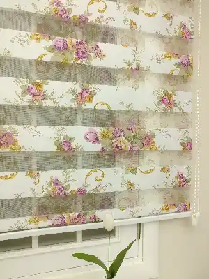 Çiçek Desenli Zebra Perde
