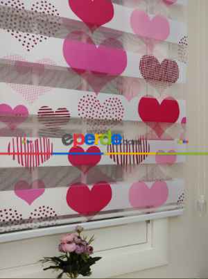 Çocuk Odası - Kalp Desenli Zebra Perde- Pembe