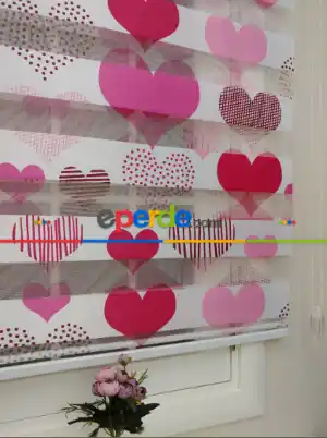 Çocuk Odası - Kalp Desenli Zebra Perde- Pembe