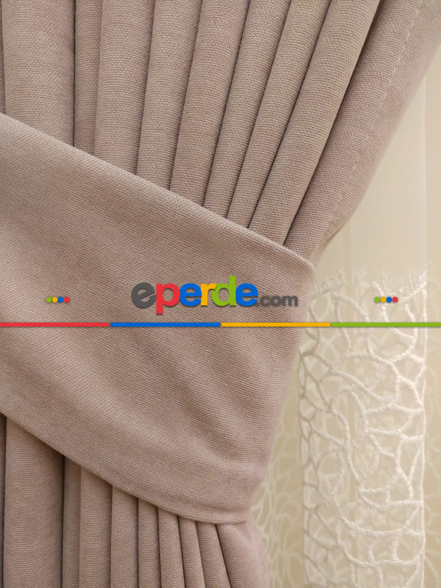 Pudra Pembesi- Düz Fon Perde ( Dökümlü Fon Perde)- Pudra