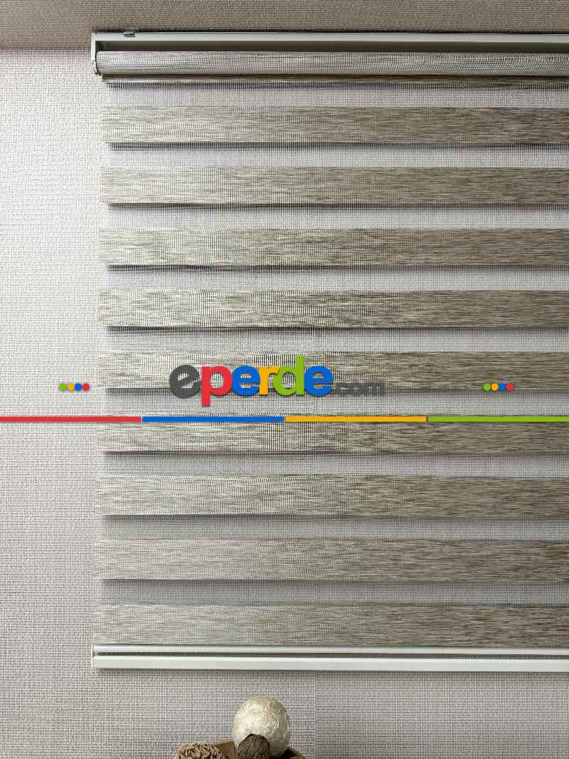 Oturma Odası Açık Kahve Bambu Zebra Perde, Standart Metal Kasalı Yüksek Kalite Kornişe Kolay Montaj Seçenekli