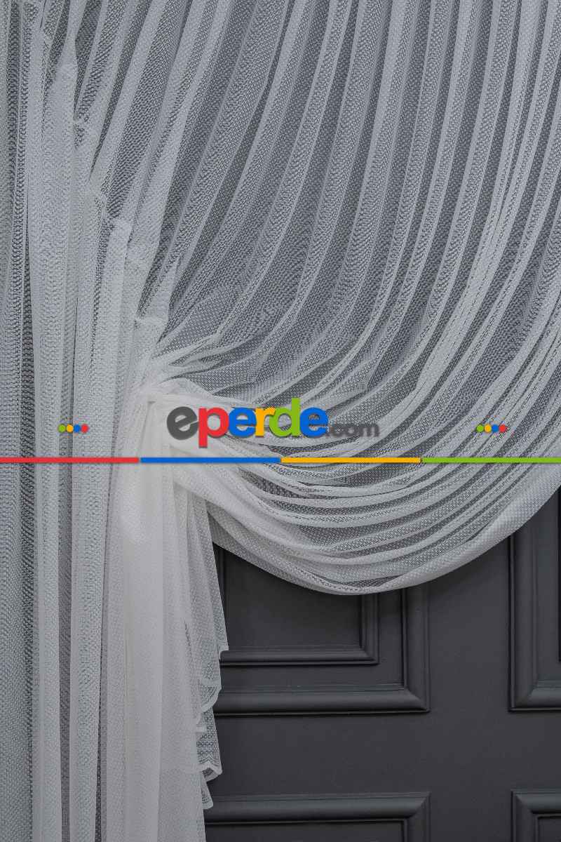 Taç Benekli Kruvaze Tiyatro Yanki Tasarım Tül