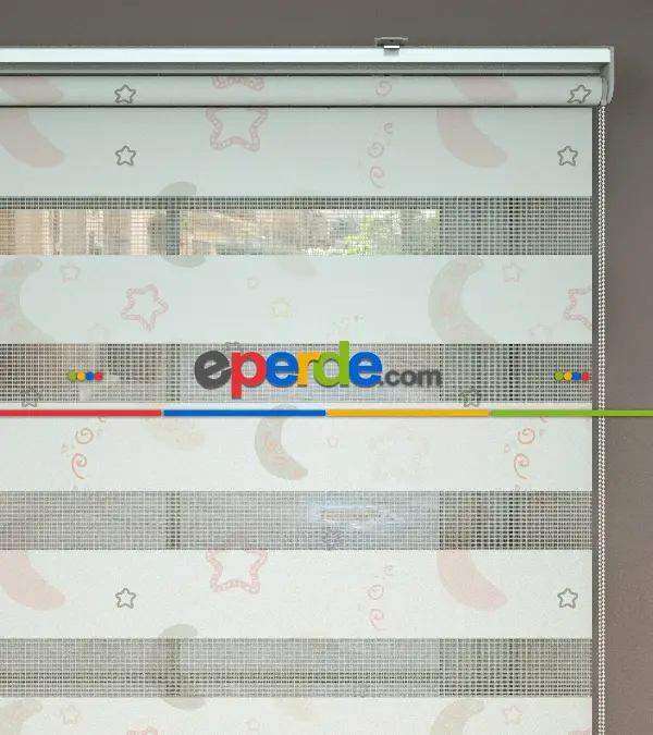 Yıldız Desenli Baskılı Zebra Perde- Çok Renkli