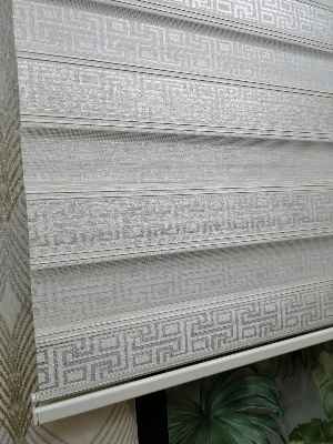 Gümüş Simli Krem Jakarlı Zebra Perde- Krem