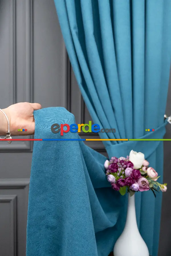 Açık Petrol Rengi Düz Fon Perde Dökümlü Fon Perde