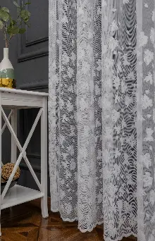 Etek Ucu Yaprak Desen Ütü İstemez Kırışmaz Tül