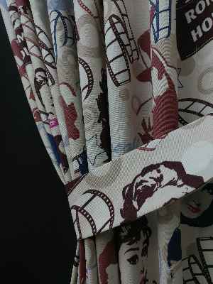 Marilyn Monroe Fon Perde- Mavi-bordo