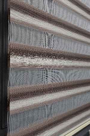 Zebra Perde - Degrade Vizon Renk Geçişli Kırık Pileli Zebra Perde, Vizon Kahverengi Krem Renklerde