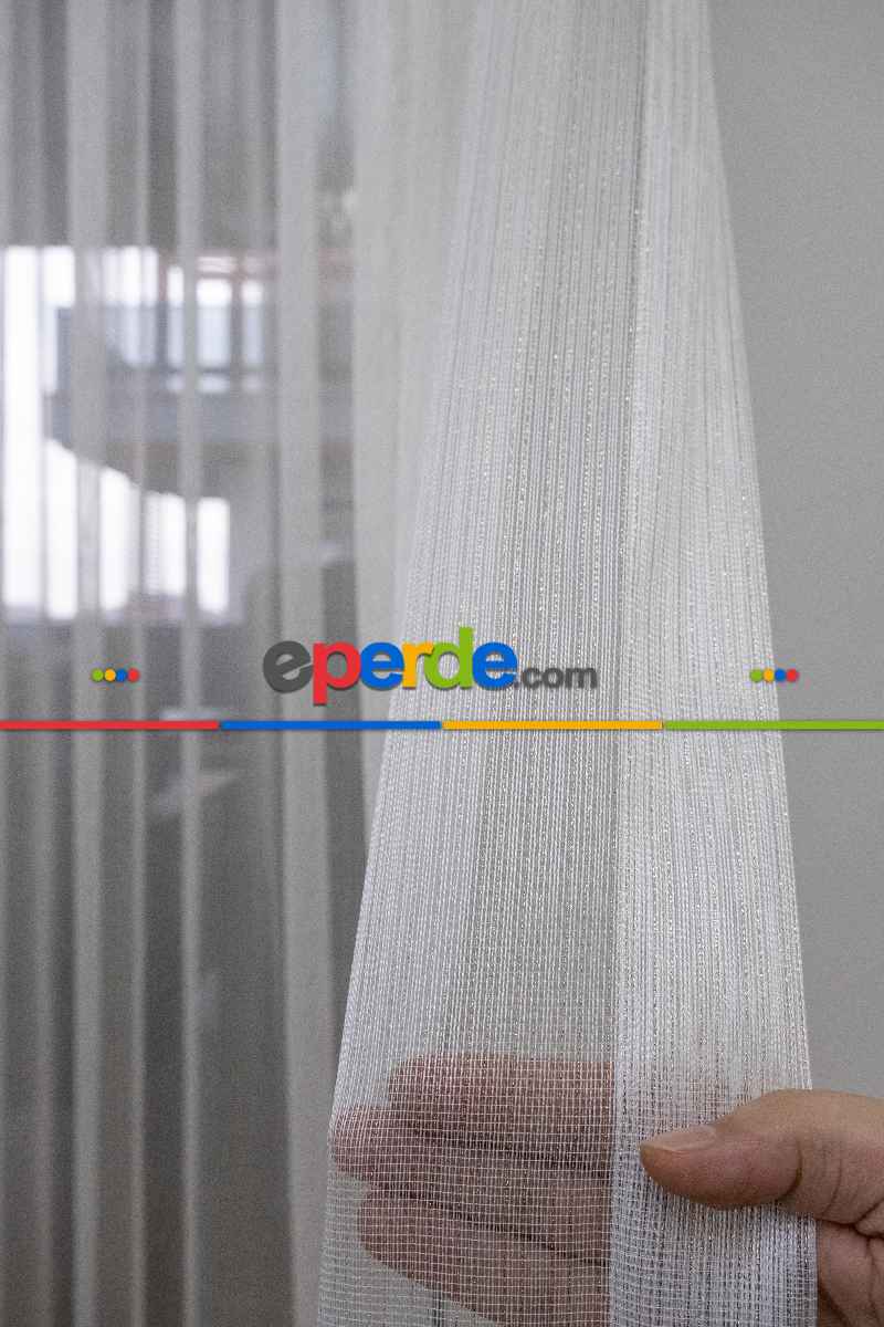 Yatak Odası - Çizgili Düz Tül Perde - Altın Simli Tül - Ütü İstemez