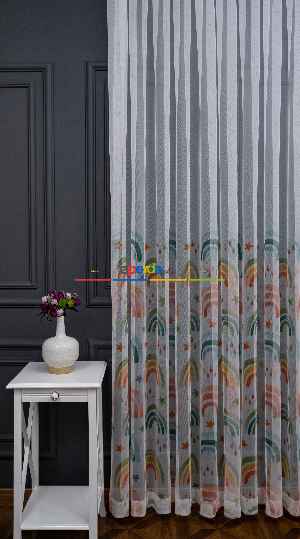 Hazır Ölçülü Petek Zemin Pastel Yeşili Sarı Ve Turuncu Renkli Gökkuşağı Desenli Grek Baskılı Tül Perde