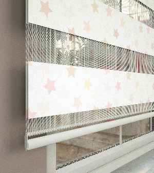 Yıldız Desenli Baskılı Zebra Perde- Çok Renkli