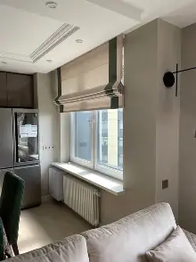 Ekru Keten Fon Üzerine Çağla Yeşil Biyeli Katlamalı Perde