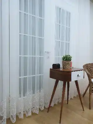 Etek Ucu Koordeneli Nakışlı Tül Perde- Ekru
