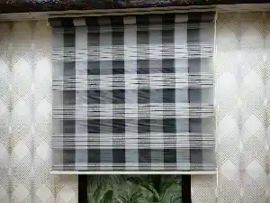 Gri Gümüş Simli Çizgili Zebra Perde