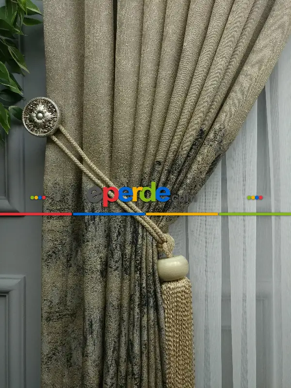 Yatak Odası - PatineDesenli Bej Jakar Fon Perde (180)- Krem Koyu