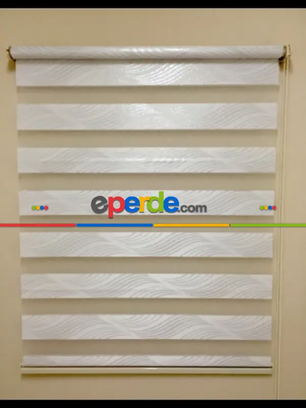 Salon Zebra Perde - Krem Desenli Jakarlı Zebra Perde- Gri Simli