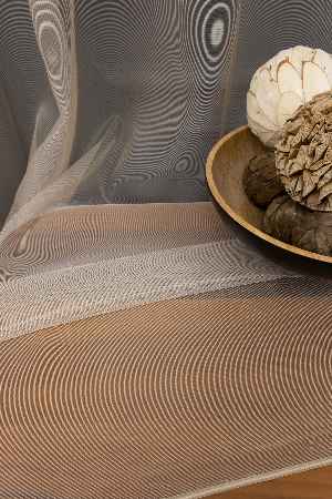 Arzenen Marka Doğal Yansımalarıyla Şık Görünümlü Kendinden Parlak, Renkli Tül Perde- Kum Bej