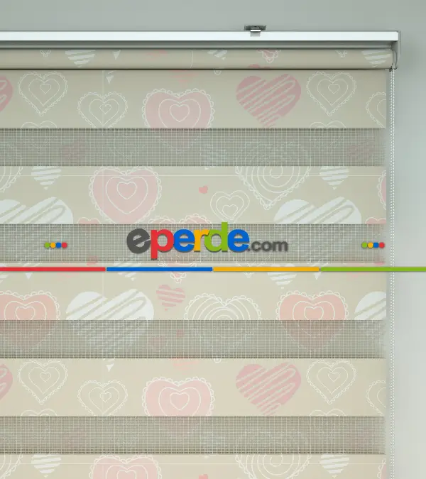 Kalp Desenli Baskılı Zebra Perde- Çok Renkli