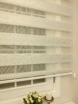Jakarlı Zebra Perde Bdz-16- Krem-gümüş Simli
