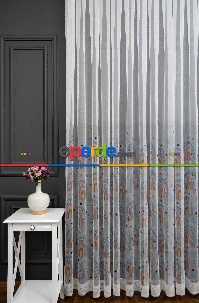 Petek Zemin Mavi Pembe Renkli Gökkuşağı Desenli Grek Baskılı Tül Perde