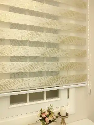 Jakarlı Zebra Perde Bdz-07- Beyaz-krem-altın Simli