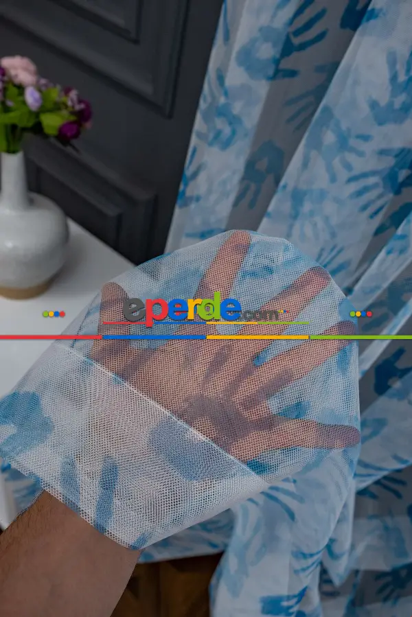 Hazır Ölçülü Petek Zemin Mavi Renkli Boyalı El Desenli Grek Baskılı Tül Perde 190cm X 255cm 