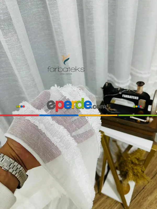 Puf Puf Ponponlu Saçaklı Tül Perde