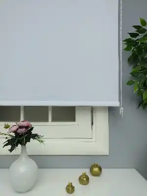 Leke Tutmaz Yüksek Kalite Düz Stor Perde Perlehome