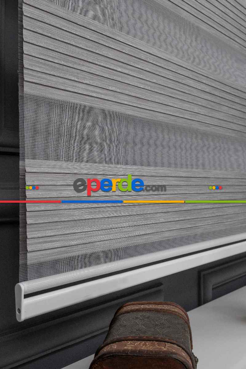 Zebra Perde - Gümüş Simli Geniş Plise Zebra Perde