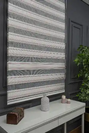 Pudra Pembe Zebra Perde - Yarım Pilise - Gümüş Simli Renk Geçişli Zebra Perde