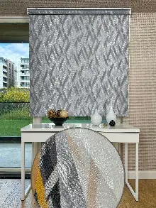 Yatak Odası Gri Hafif Sedefli Parlak Jakar Dokuma Stor Perde, Standart Metal Kasalı Yüksek Kalite Kornişe Kolay Montaj Seçenekli