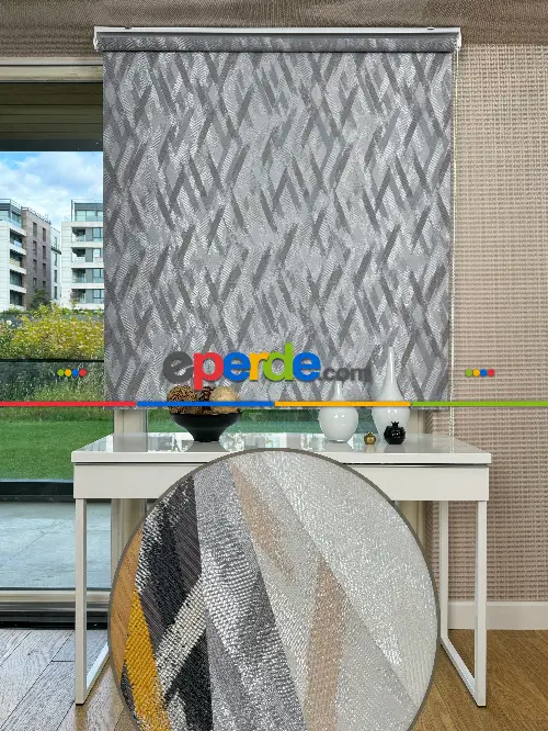 Gri Hafif Sedefli Parlak Jakar Dokuma Stor Perde, Standart Metal Kasalı Yüksek Kalite Kornişe Kolay Montaj Seçenekli