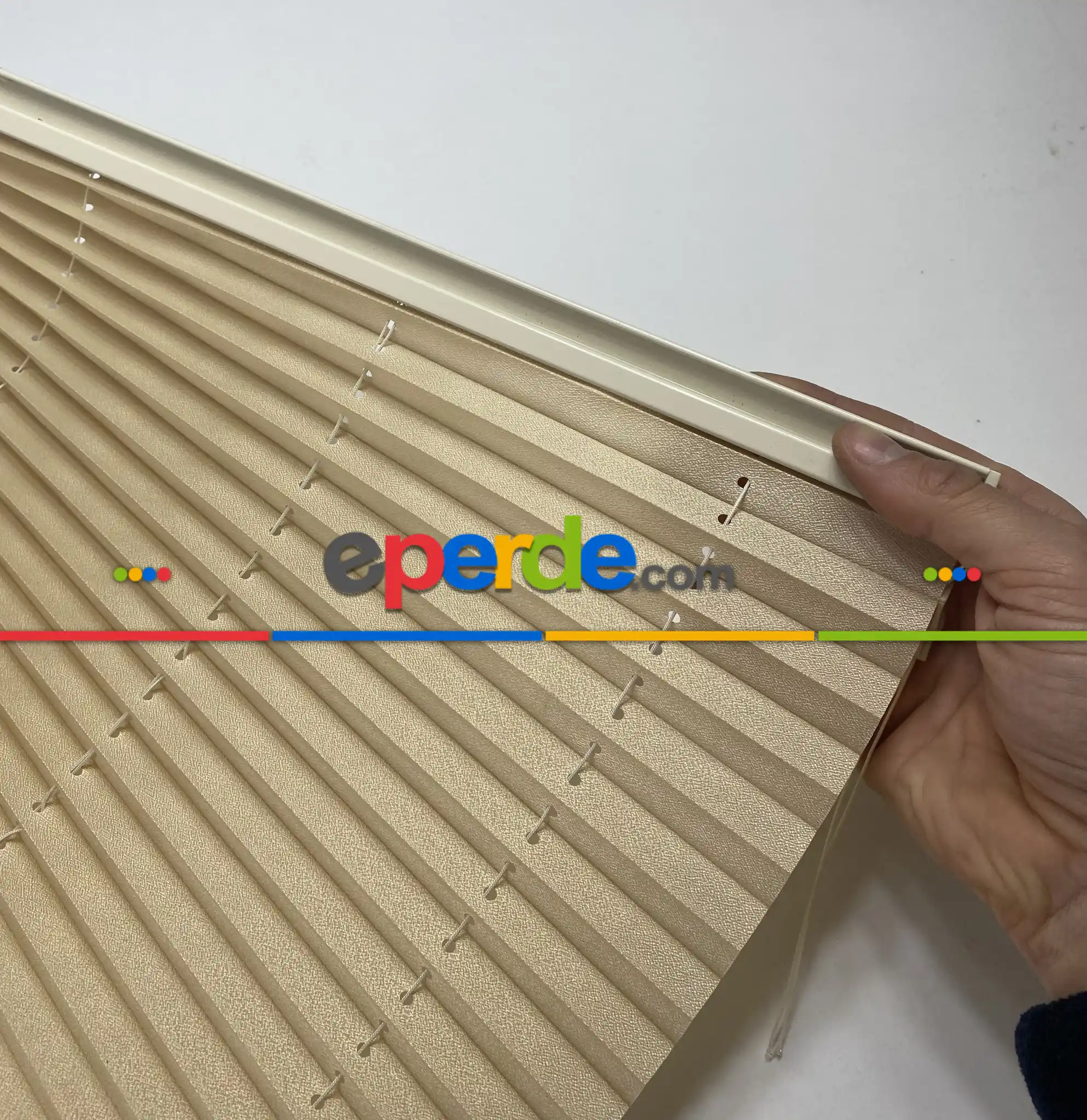 Brillannt Plisel Perde - Cam Balkon Perdesi - Pimapen Perdesi - Sütlü Kahve (20 Renk) Kolay Montaj Yaylı Sistem, Vidalı Sistem Veya Yapıştırma