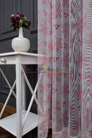 Hazır Ölçülü Petek Zemin Açık Pembe Renkli Kalp Ve Çiçek Desenli Grek Baskılı Tül Perde