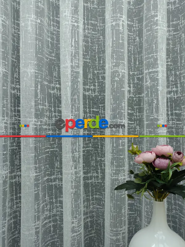 Modern Çizgiler Desenli Tül Perde- Beyaz