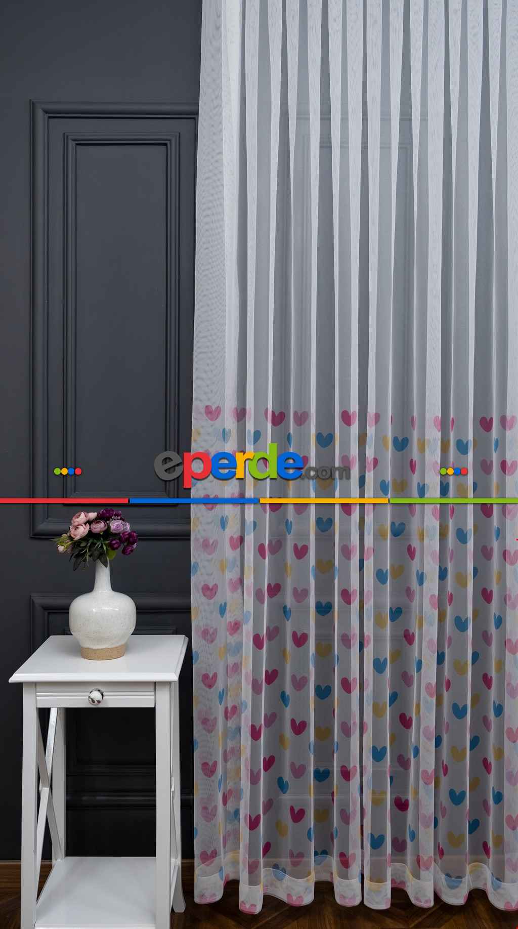 Hazır Ölçülü Petek Zemin Pembe Sarı Ve Mavi Renkli Kalpler Desenli Grek Baskılı Tül Perde