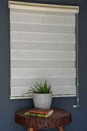 Oturma Odası - Halim Perdesan Gp-02 Ekru Renk Etekli Veya Eteksiz Geniş Pliseli Zebra Stor Perde