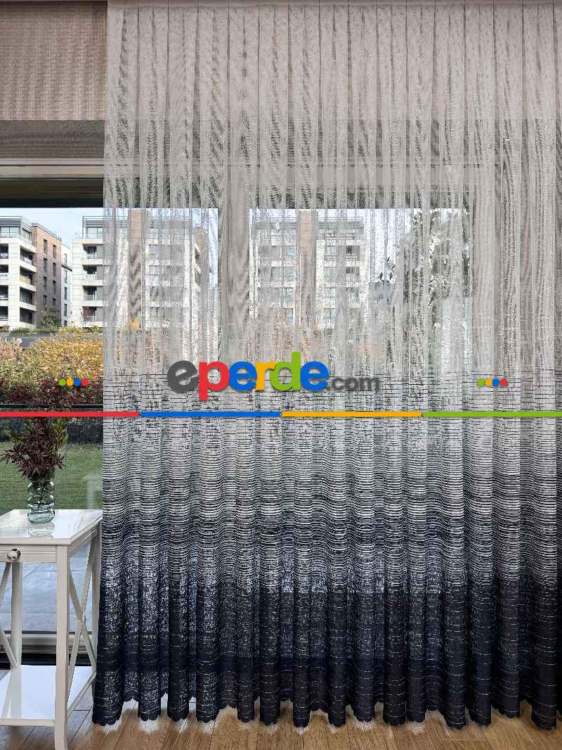 Oturma Odası - Siyah Beyaz Çizgili Degrade Geçişli Tül Perde, Fransız Örme Tül