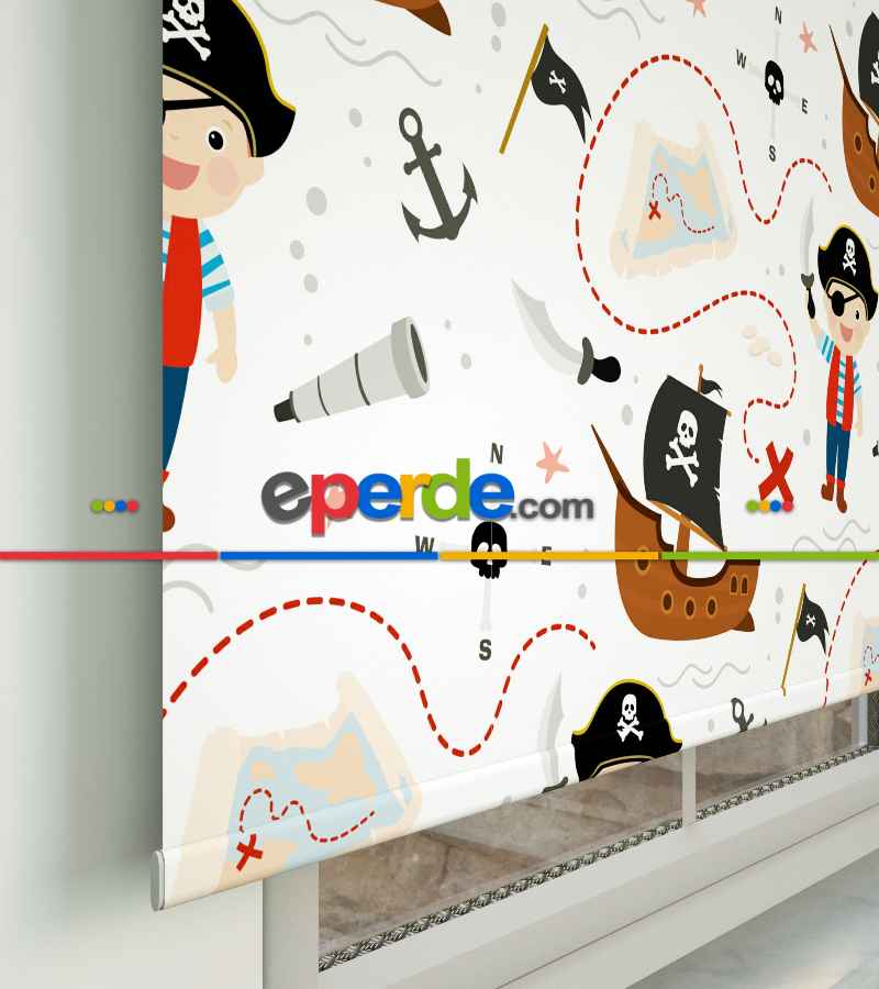 Korsan Desenli Baskılı Stor Perde- Çok Renkli