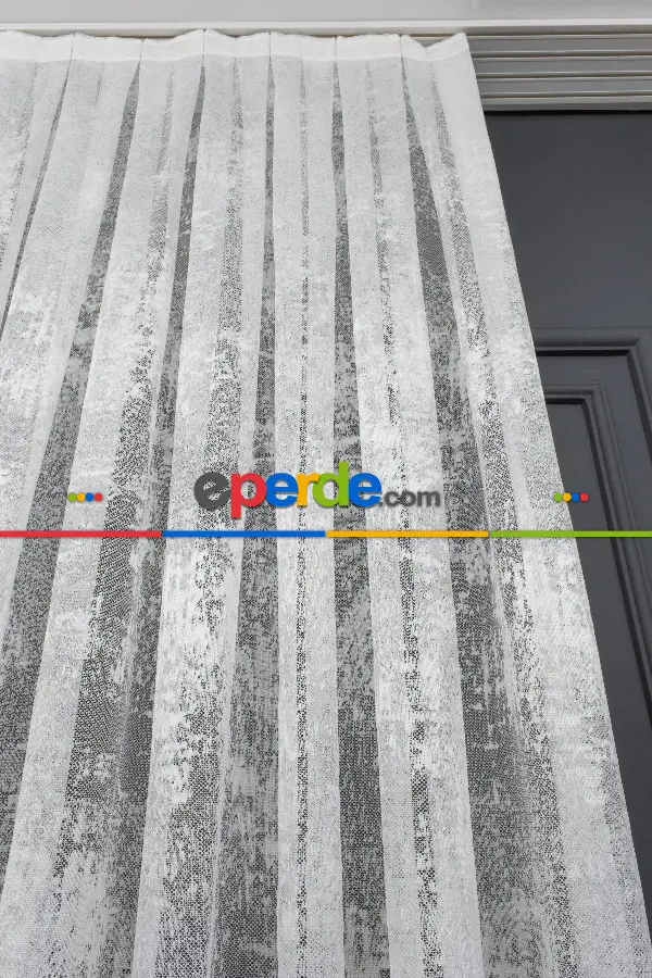 Patine Desenli Özel Örgülü Örme Tül - Ekru