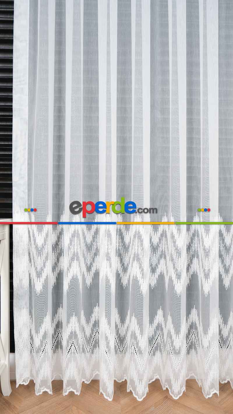 Taç Ekru Hafif Simli Nakışlı Tül Perde